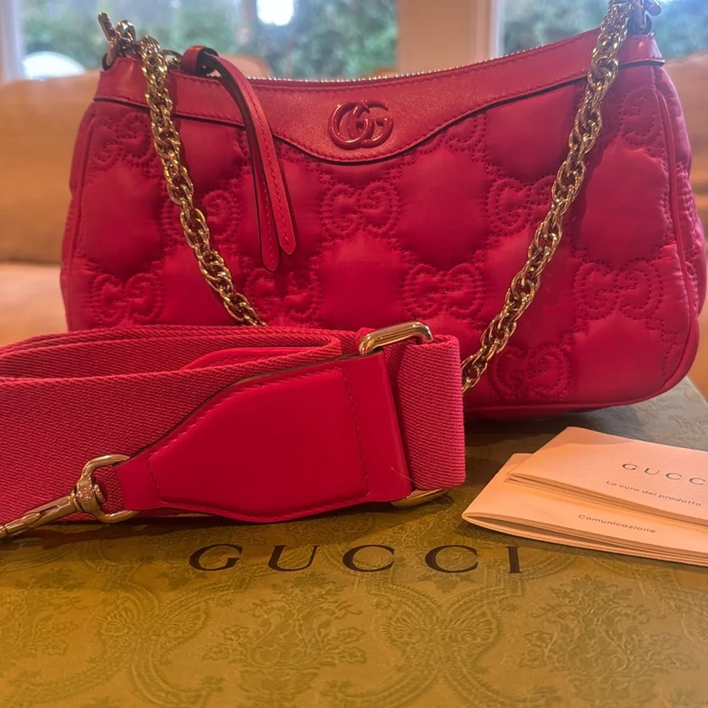 Gucci GG MATELASSÉ SMALL SHOULDER BAG - Picture 4 of 10